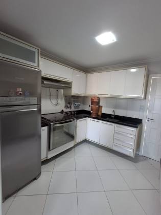 CASA  3/4 com 02 suítes