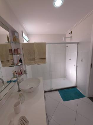 CASA  3/4 com 02 suítes