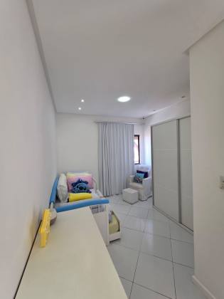 CASA  3/4 com 02 suítes