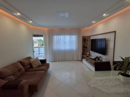 CASA  3/4 com 02 suítes