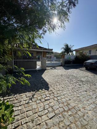 CASA PITANGUEIRAS |  LAURO DE FREITAS  4/4