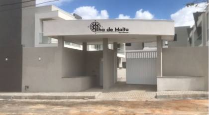 Casa Duplex  em Ipitanga