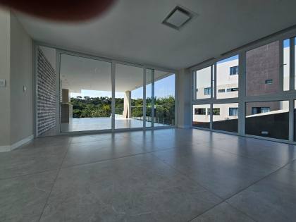 Casa em Aphaville Litoral Norte 3