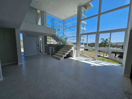 Casa em Aphaville Litoral Norte 3