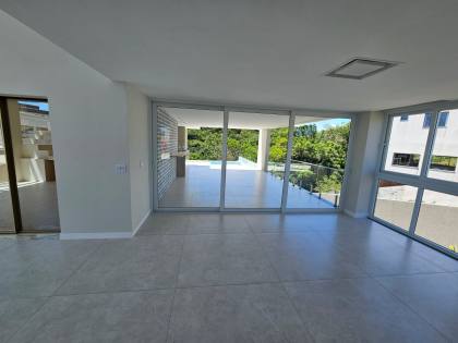 Casa em Aphaville Litoral Norte 3