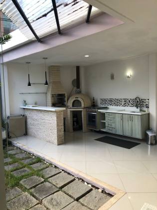CASA EM BURAQUINHO 4/4