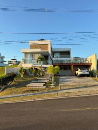 Casa em Alphaville litoral norte 3