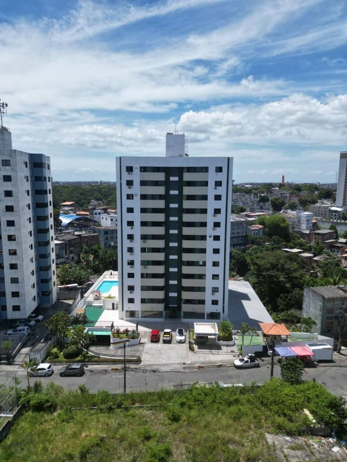 Cabula 3/4 com suíte e varanda