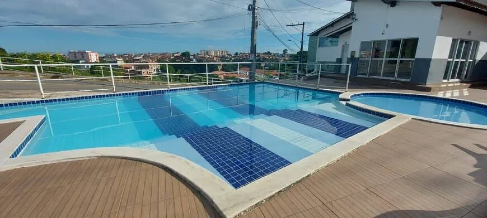 Recanto dos Pássaros 2/4 com suíte