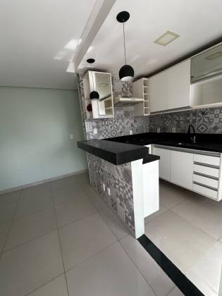 Residencial Salvador Norte 2/4 com suíte