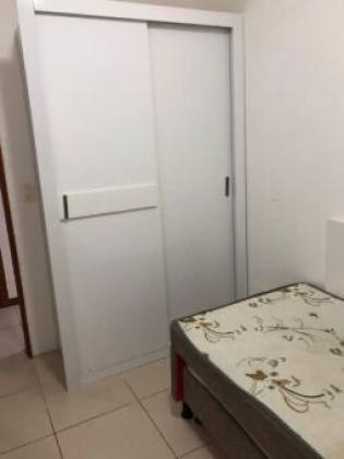 Varandas do Alto 2/4 com suite