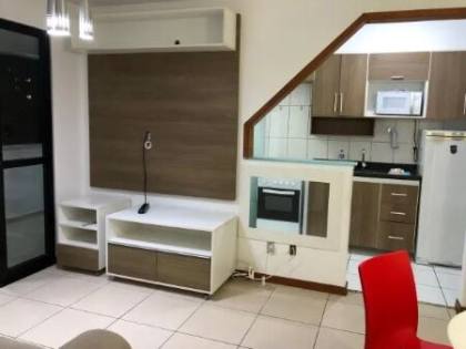 Varandas do Alto 2/4 com suite