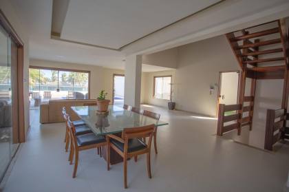 Casa na Praia do Flamengo  5/4