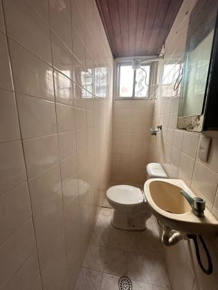 Barão do Rio Vermelho 2/4 com suíte