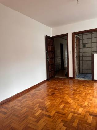 Barão do Rio Vermelho 2/4 com suíte