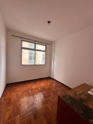 Barão do Rio Vermelho 2/4 com suíte