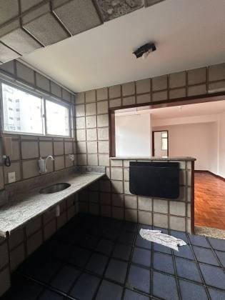 Barão do Rio Vermelho 2/4 com suíte