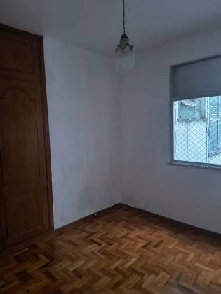 Nazaré 3/4 com suíte + dependência