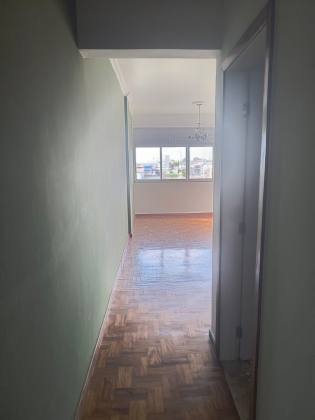 Nazaré 3/4 com suíte + dependência