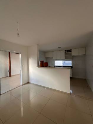 Casa em Ipitanga 4/4 com 03 suítes / Ipitanga Summer