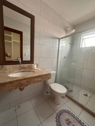 Casa em Ipitanga 4/4 com 03 suítes / Ipitanga Summer