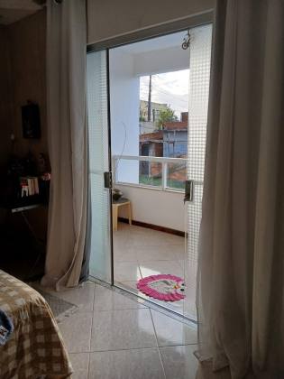 Casa em Lauro de Freitas  3/4