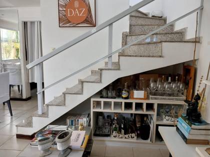 Casa em Lauro de Freitas  3/4