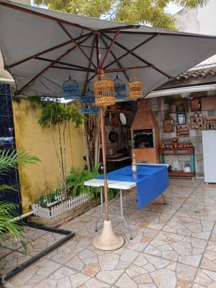 Casa em Lauro de Freitas  3/4