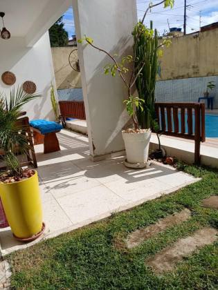Casa em Lauro de Freitas  3/4