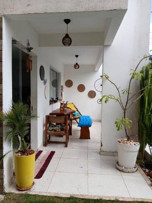 Casa em Lauro de Freitas  3/4