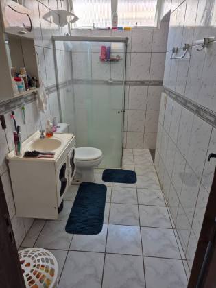 Costa azul 2/4 com dependência