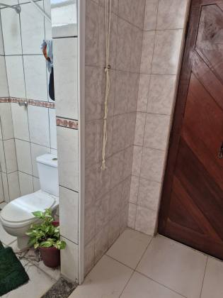 Costa azul 2/4 com dependência