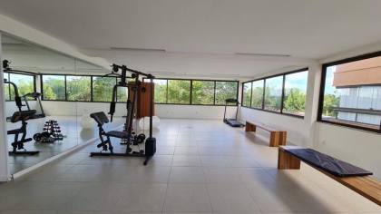 Guarajuba 2/4 com suite