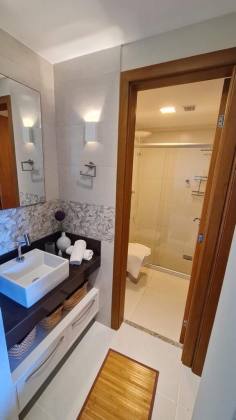 Guarajuba 2/4 com suite