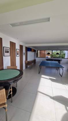 Guarajuba 2/4 com suite