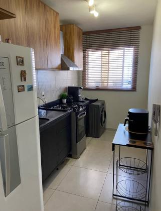 Vila Serena  2/4 com suíte e varanda | Trobogy