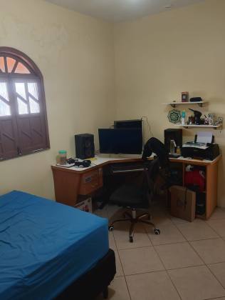 Casa em Ipitanga
