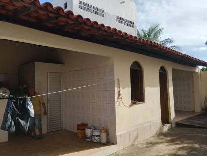 Casa em Ipitanga