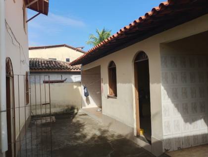 Casa em Ipitanga
