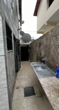 CASA EM ITAPUÃ 3/4 com suíte