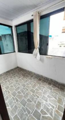 CASA EM ITAPUÃ 3/4 com suíte