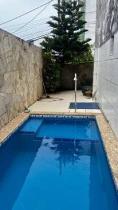 CASA EM ITAPUÃ 3/4 com suíte