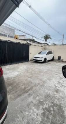 CASA EM ITAPUÃ 3/4 com suíte