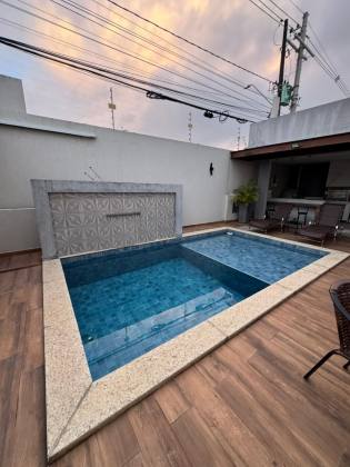 Casa em Buraquinho 3/4 com cobertura