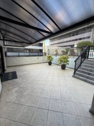 Pituba 2/4 com suíte