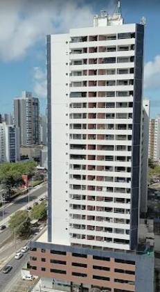 Pituba 2/4 com suíte
