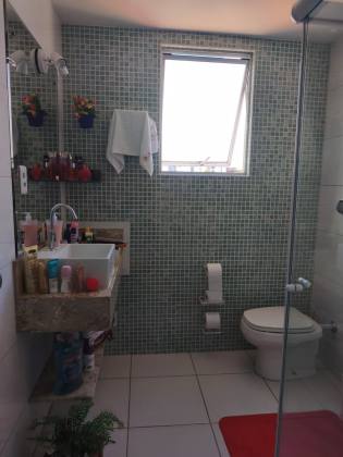 Costa Azul 2/4 com suíte