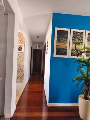 Costa Azul 2/4 com suíte