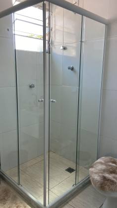 PRÉDIO COMERCIAL em Vilas do Atlântico