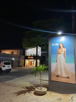 PRÉDIO COMERCIAL em Vilas do Atlântico